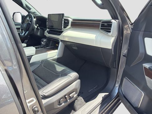Used 2024 Toyota Sequoia Capstone AWD/4WD image 14