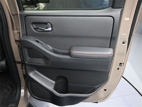 Used 2023 Nissan Frontier PRO-4X w/ Pro Convenience Package image 26