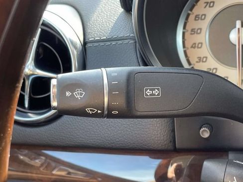 Used 2014 Mercedes-Benz SL 550 image 27