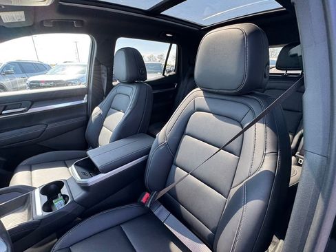 New 2026 GMC Terrain Elevation w/ Elevation Premium Package AWD/4WD image 20