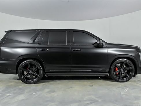 Used 2026 Cadillac Escalade V AWD/4WD image 10