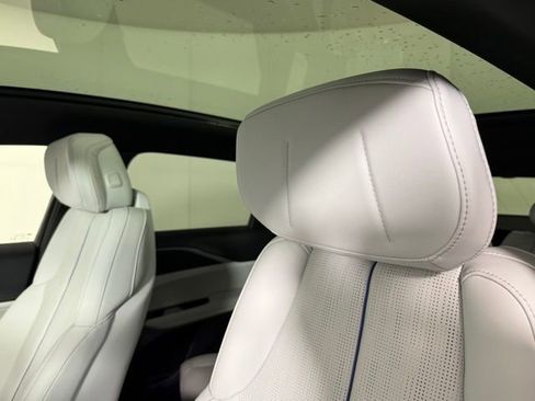 New 2026 Cadillac Lyriq Sport image 15