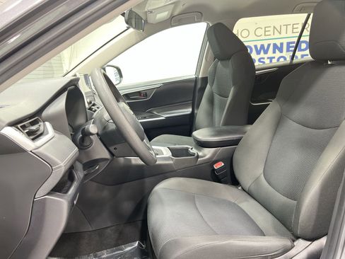 Used 2024 Toyota RAV4 LE image 11