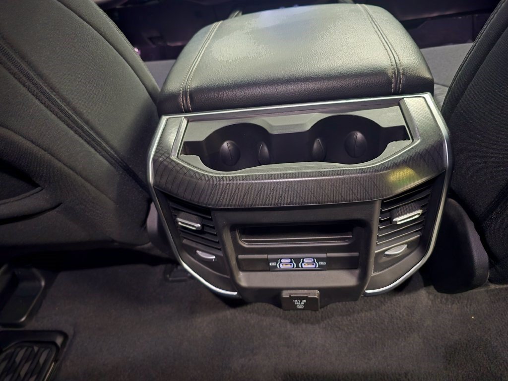 Used 2025 RAM 1500 Big Horn AWD/4WD image 41