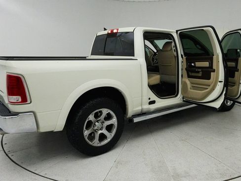 Used 2016 RAM 1500 Laramie w/ Convenience Group RWD image 12