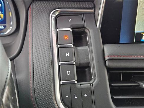 Used 2024 Chevrolet Tahoe RST w/ RST Performance Edition image 18