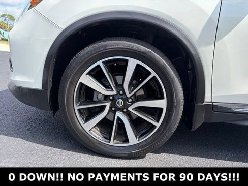 Used 2020 Nissan Rogue SL w/ Premium Package AWD/4WD image 9