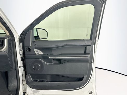 Used 2024 Ford Expedition Max XLT RWD image 34