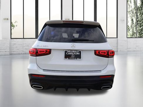 Used 2020 Mercedes-Benz GLB 250 4MATIC w/ AMG Line image 4