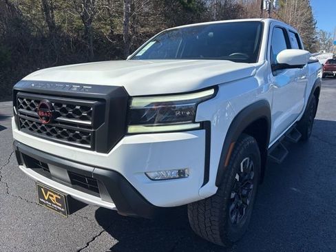 Used 2023 Nissan Frontier PRO-4X w/ Pro Convenience Package image 11