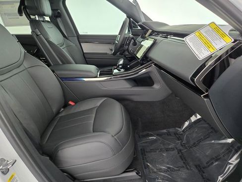 New 2026 Land Rover Range Rover Sport SE AWD/4WD image 3