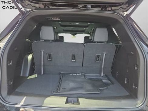 Used 2023 Chevrolet Traverse Premier AWD/4WD image 40
