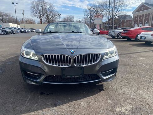 Used 2014 BMW Z4 sDrive35is RWD image 2