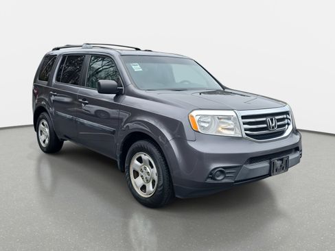 Used 2015 Honda Pilot LX image 3