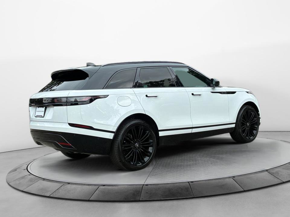 Used 2026 Land Rover Range Rover Velar Dynamic SE AWD/4WD image 7