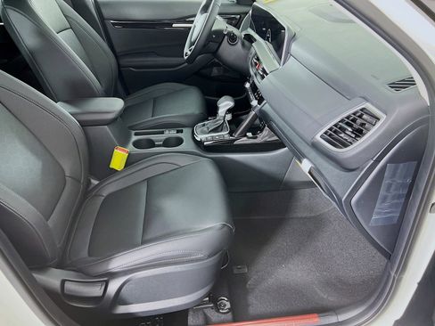 New 2026 Kia Seltos SX AWD/4WD image 24