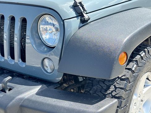 Used 2015 Jeep Wrangler Unlimited Sport w/ Quick Order Package 24S AWD/4WD image 13