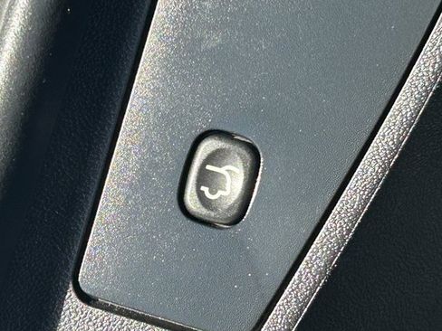 Used 2019 Dodge Grand Caravan GT image 31