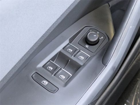 New 2026 Volkswagen Jetta SE image 24