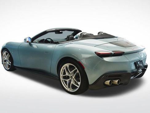 Used 2024 Ferrari Roma Spider RWD image 3