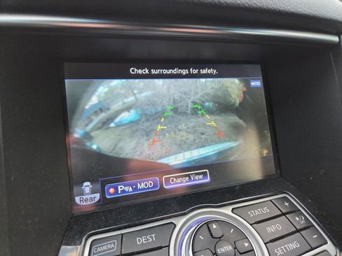 Used 2017 INFINITI QX70 AWD w/ Premium Package image 12