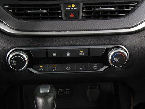 Certified 2023 Nissan Altima 2.5 SR FWD image 22