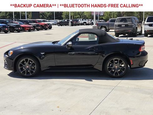 Used 2019 FIAT 124 Spider Abarth w/ Convenience Group RWD image 5