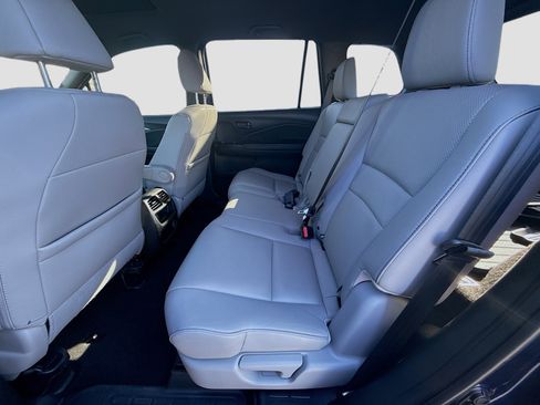 Certified 2023 Honda Passport EX-L image 24