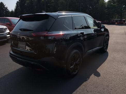 Used 2023 Nissan Rogue SV w/ SV Premium B Package AWD/4WD image 5