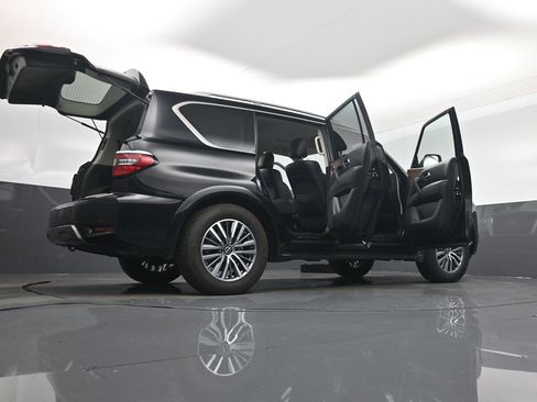 Used 2024 Nissan Armada SL image 61