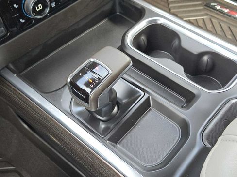 Certified 2025 Chevrolet Silverado 1500 LT Trail Boss w/ Convenience Package II AWD/4WD image 20