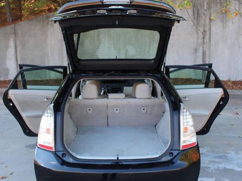 Used 2011 Toyota Prius Two FWD image 19