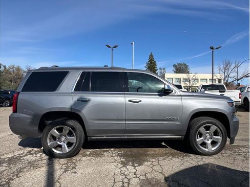 Used 2019 Chevrolet Tahoe Premier w/ Premier Plus Edition image 9