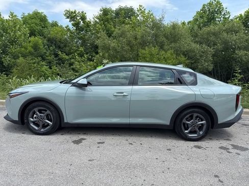 Used 2025 Kia K4 FWD image 5