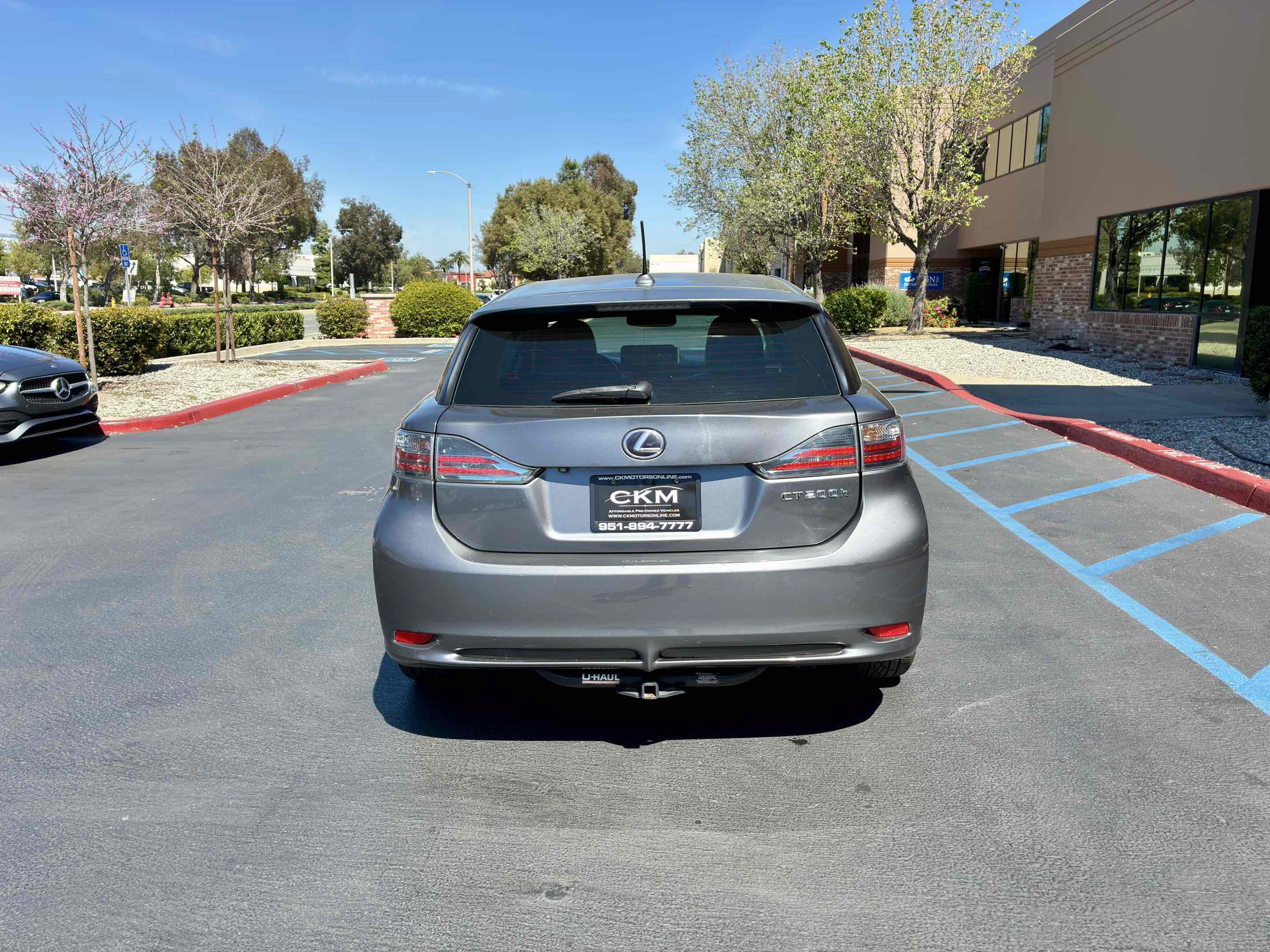 Used 2013 Lexus CT 200h w/ Premium Pkg w/Navigation FWD image 9