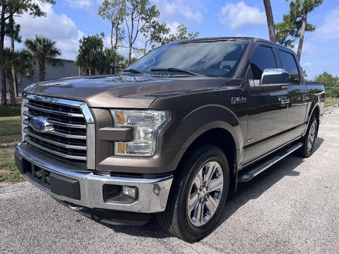 Used 2015 Ford F150 XLT w/ Equipment Group 302A Luxury AWD/4WD image 2