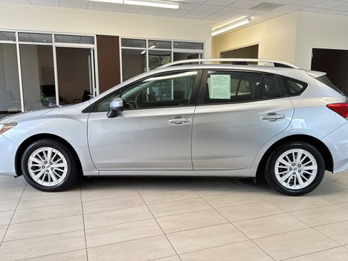 Used 2018 Subaru Impreza 2.0i Premium w/ Eyesight & BSD & Rcta AWD/4WD image 7