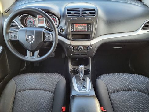 Used 2017 Dodge Journey SXT w/ Comfort/Convenience Group image 15