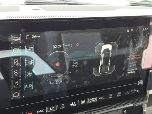 New 2025 GMC Hummer EV 3X w/ Battery Pack, 24 Module Pack image 17