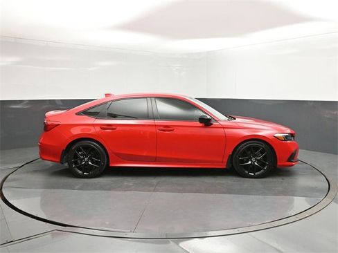 Used 2023 Honda Civic Sport image 26