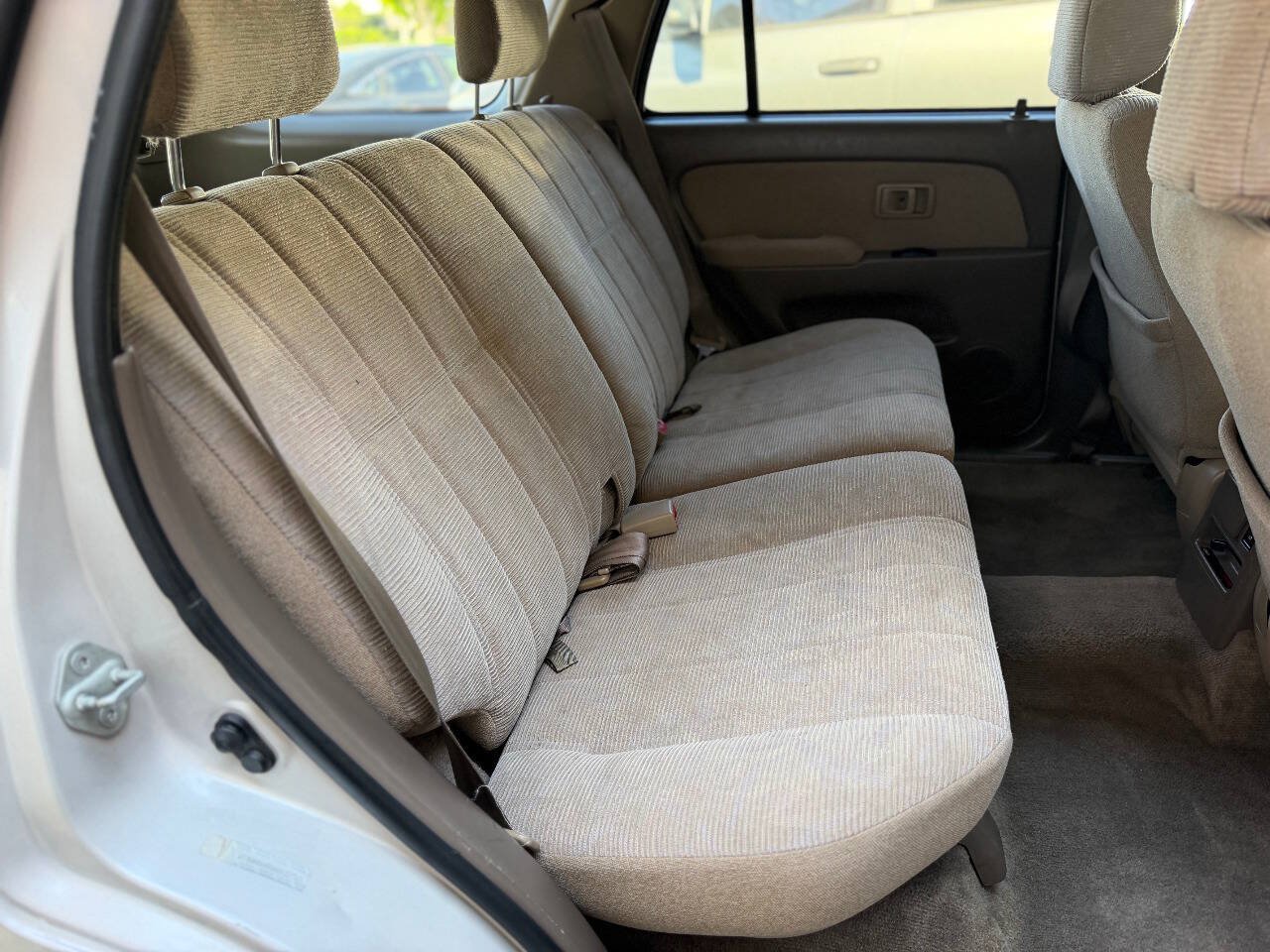 Used 1999 Toyota 4Runner SR5 RWD image 16