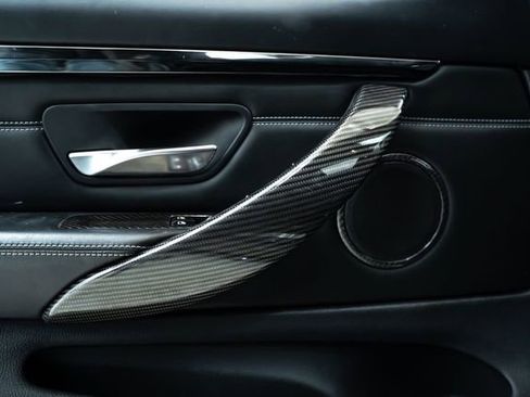 Used 2015 BMW M4 Coupe image 25