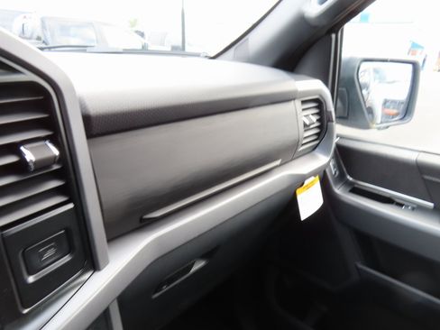 New 2025 Ford F150 XLT w/ Equipment Group 302A MID image 12