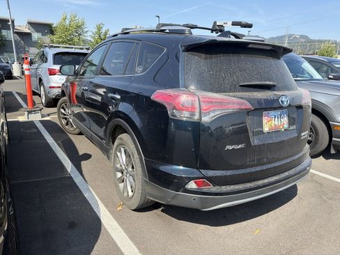 Used 2018 Toyota RAV4 Limited w/ Advanced Technology Package AWD/4WD image 4