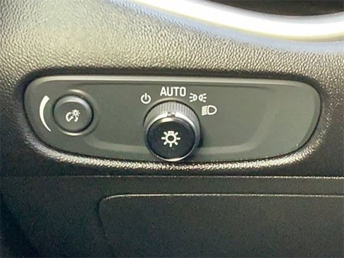 Used 2023 Chevrolet Malibu LT image 26