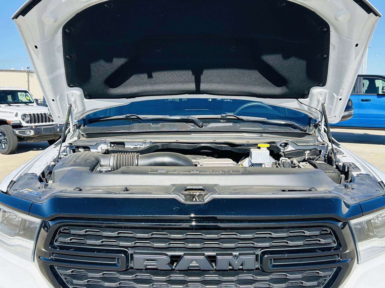 Used 2023 RAM 1500 Big Horn AWD/4WD image 40