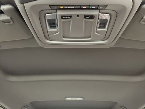 Used 2019 Chevrolet Silverado 1500 LT Trail Boss w/ Convenience Package image 5