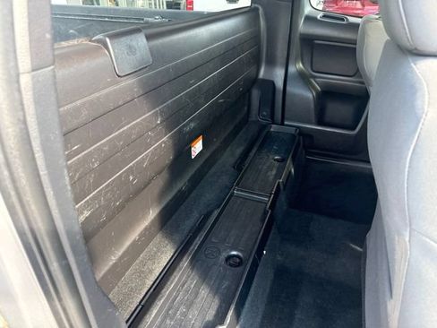 Used 2020 Toyota Tacoma SR RWD image 29