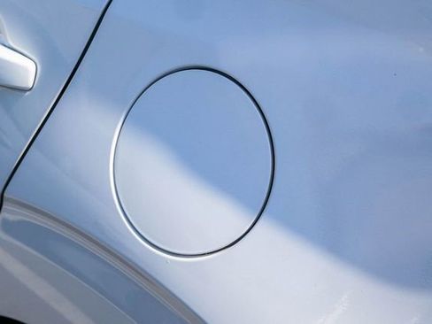 Certified 2025 Kia Soul LX w/ LX Technology Package FWD image 12
