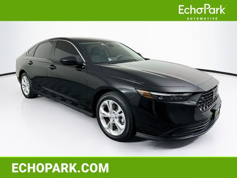 Used 2025 Honda Accord LX image 1